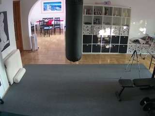 voyeurcam-julmodels-living-5