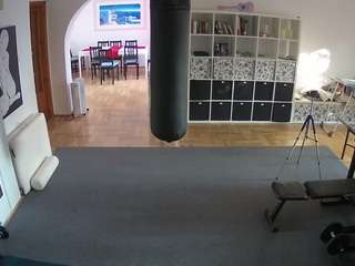 voyeurcam-julmodels-living-5
