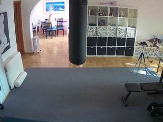 voyeurcam-julmodels-living-5