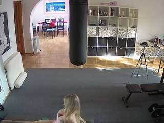 voyeurcam-julmodels-living-5