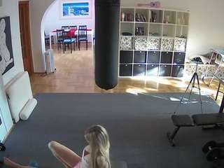 voyeurcam-julmodels-living-5