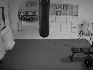 voyeurcam-julmodels-living-5