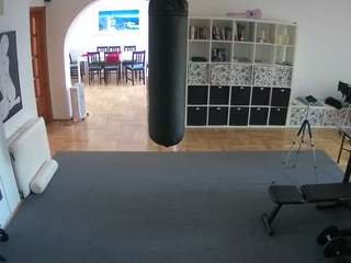 voyeurcam-julmodels-living-5