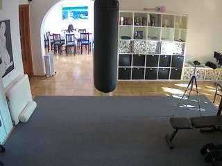 voyeurcam-julmodels-living-5