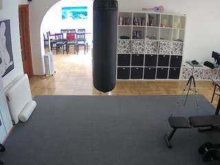 voyeurcam-julmodels-living-5