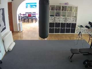 voyeurcam-julmodels-living-5