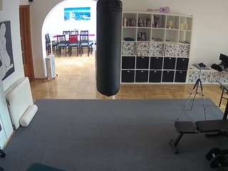 voyeurcam-julmodels-living-5