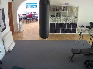voyeurcam-julmodels-living-5