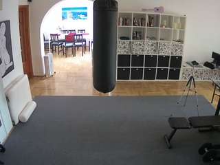 voyeurcam-julmodels-living-5