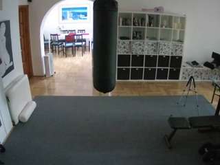 voyeurcam-julmodels-living-5