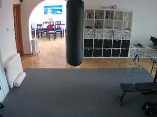 voyeurcam-julmodels-living-5