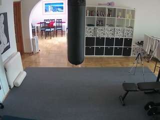voyeurcam-julmodels-living-5