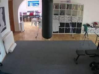 voyeurcam-julmodels-living-5