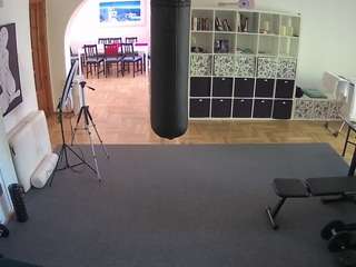 voyeurcam-julmodels-living-5