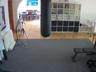 voyeurcam-julmodels-living-5