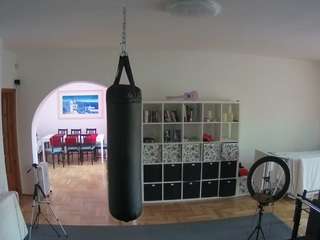 voyeurcam-julmodels-living-5