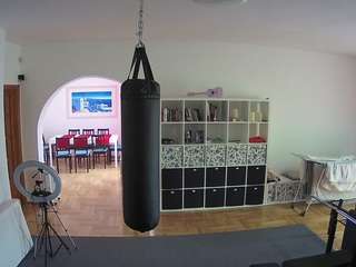 voyeurcam-julmodels-living-5