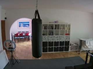 voyeurcam-julmodels-living-5