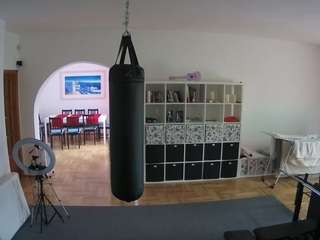 voyeurcam-julmodels-living-5