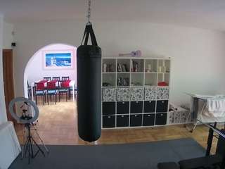 voyeurcam-julmodels-living-5
