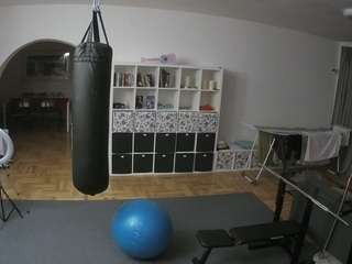 voyeurcam-julmodels-living-5