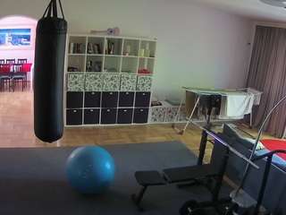 voyeurcam-julmodels-living-5