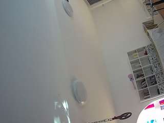voyeurcam-julmodels-living-5