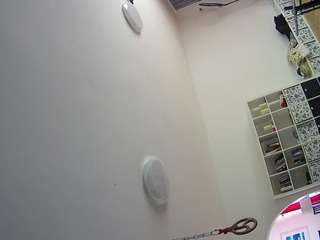 voyeurcam-julmodels-living-5