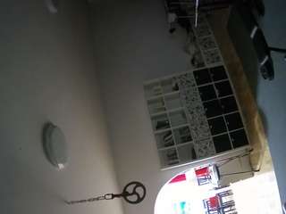 voyeurcam-julmodels-living-5