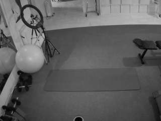 voyeurcam-julmodels-living-5 Thumb Image