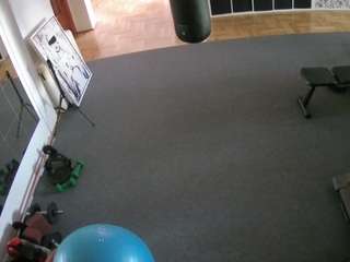 voyeurcam-julmodels-living-5