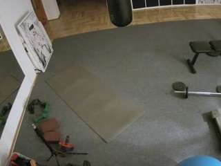 voyeurcam-julmodels-living-5