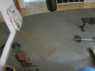 voyeurcam-julmodels-living-5