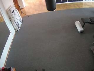 voyeurcam-julmodels-living-5