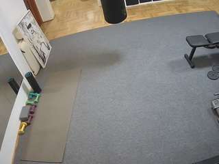 voyeurcam-julmodels-living-5