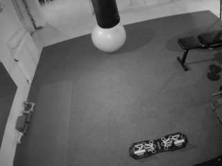 voyeurcam-julmodels-living-5