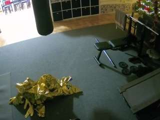 voyeurcam-julmodels-living-5