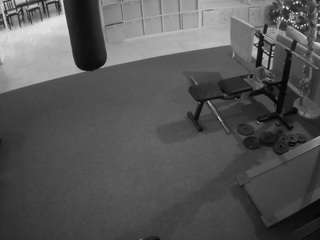 voyeurcam-julmodels-living-5