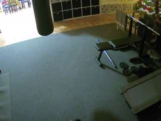 voyeurcam-julmodels-living-5 Strip live webcam