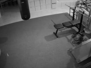 voyeurcam-julmodels-living-5