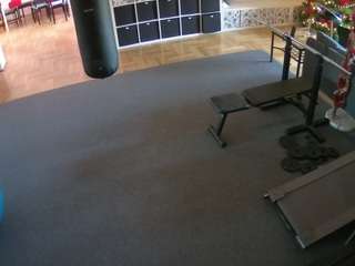 voyeurcam-julmodels-living-5