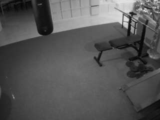 voyeurcam-julmodels-living-5