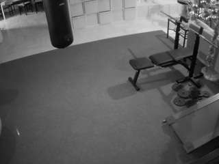 voyeurcam-julmodels-living-5