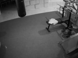 voyeurcam-julmodels-living-5