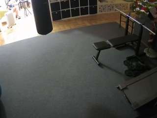 voyeurcam-julmodels-living-5