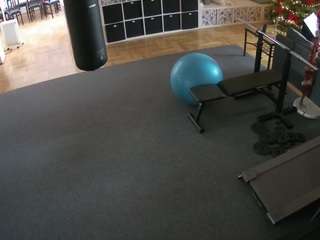 voyeurcam-julmodels-living-5