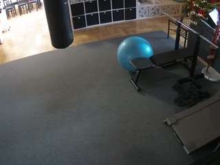 voyeurcam-julmodels-living-5