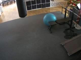 voyeurcam-julmodels-living-5