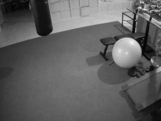 voyeurcam-julmodels-living-5