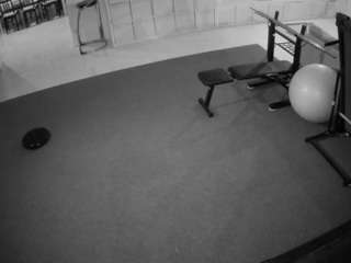 voyeurcam-julmodels-living-5